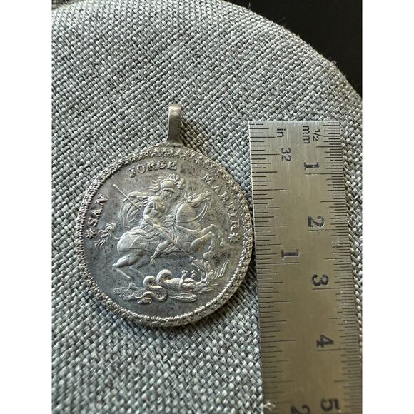 Saint George Slays The Dragon Silver Coin Pendant 14.56g - Picture 3 of 8
